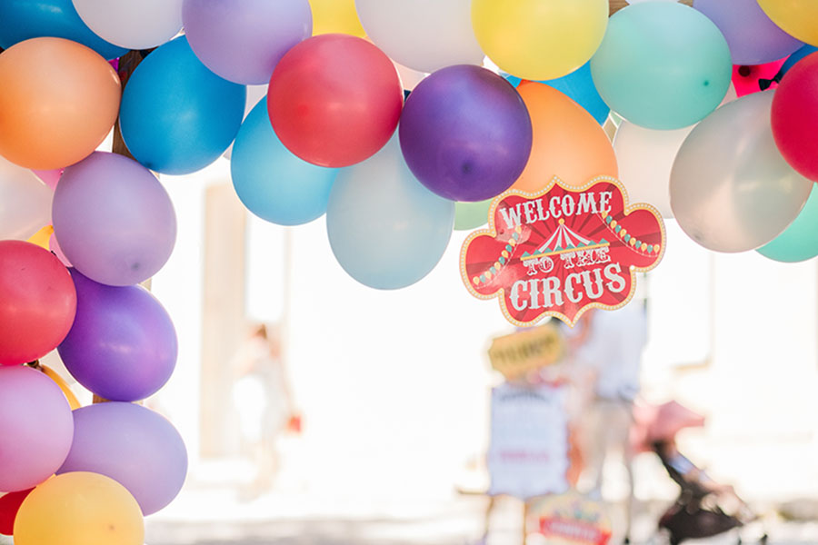 Les témoins aussi profitent mieux du mariage avec une wedding-planner