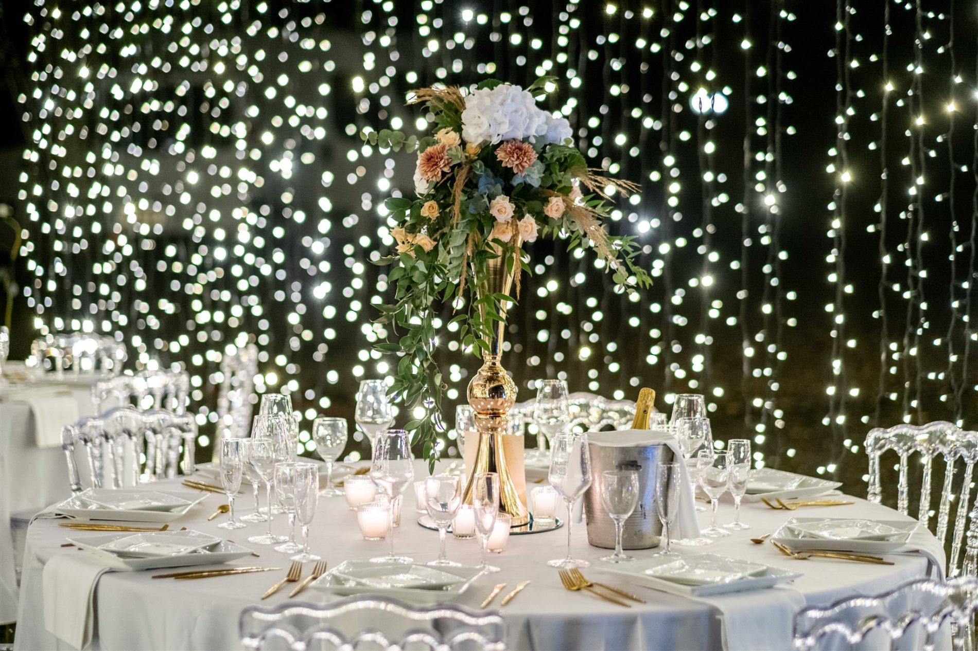 table mariage blanc chic