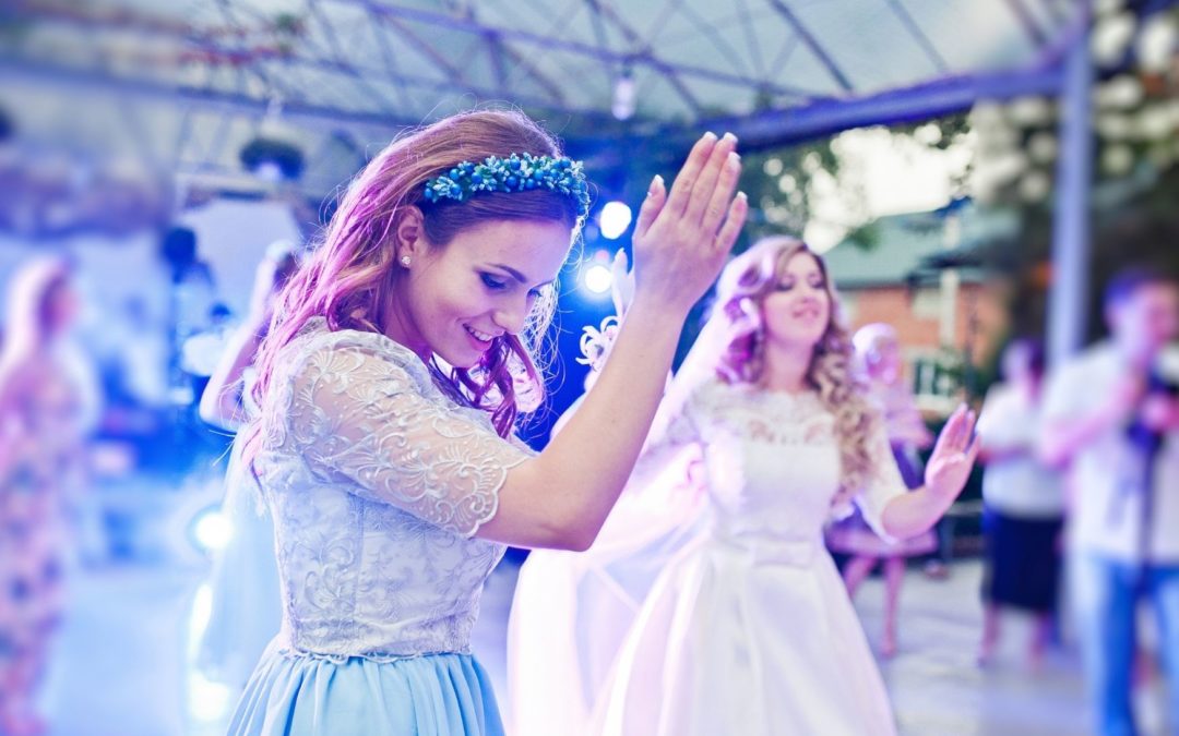 5 conseils clés pour organiser un flashmob surprise lors d’un mariage ?